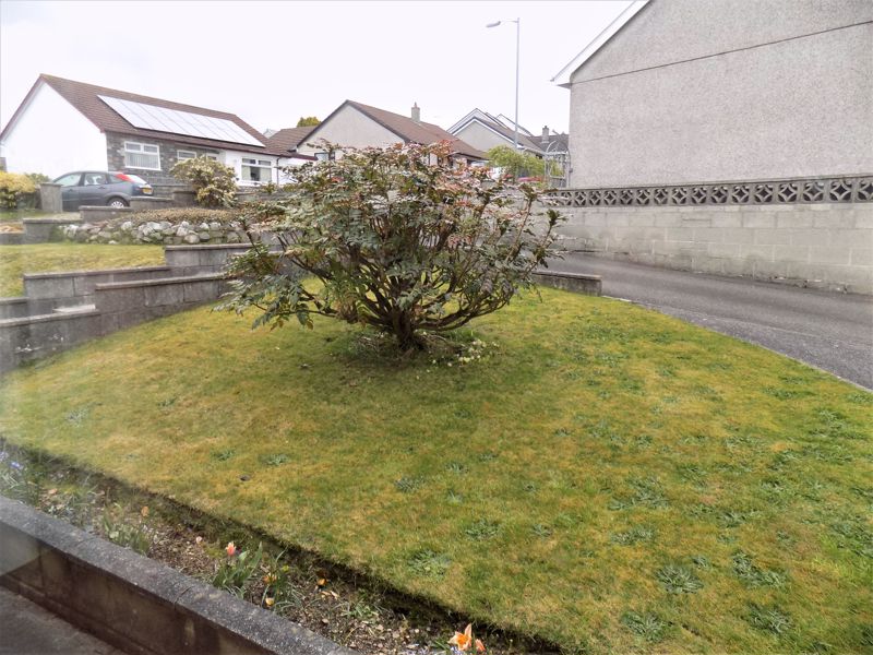 Front Garden and Drive